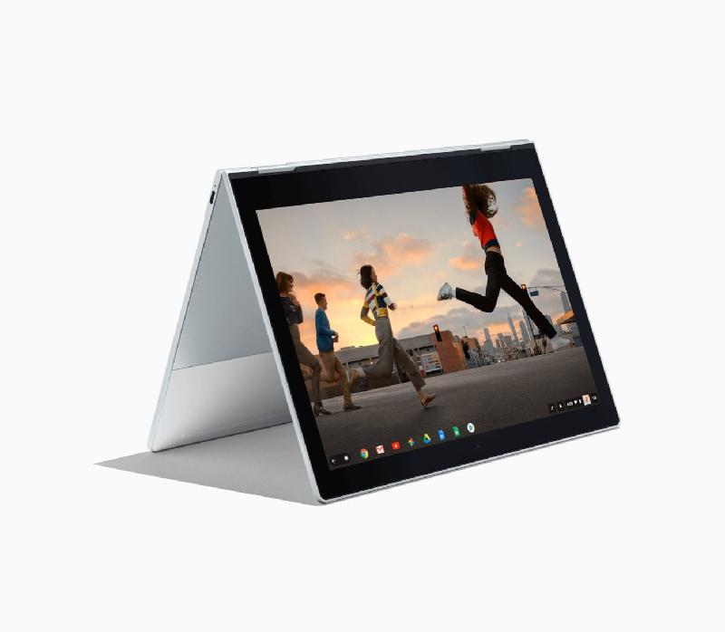 Chế độ sạc nhanh cũng được cung cấp cho thiết bị 2 trong 1 này và Google tuyên bố rằng thiết bị sẽ nhận được 2 giờ 15 phút sử dụng khi pin đã sạc đầy. Với  cấu hình phần cứng hàng đầu, Google cũng sẽ cung cấp bộ nhớ SSD dung lượng 512GB và RAM 16GB.