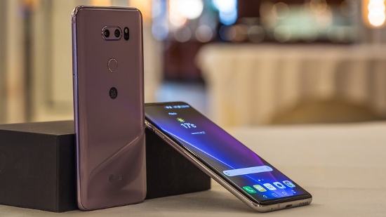 Google Pixel 2 XL so với LG V30: Ai hơn ai kém?