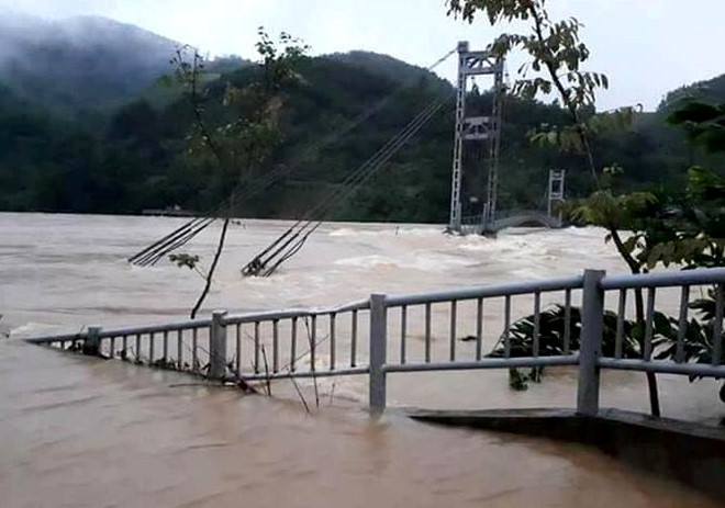 Hai cán bộ biên phòng bị lũ cuốn trôi