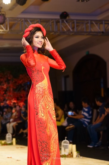 Đến hẹn lại lên, chương trình Phong cách & cuộc sống với chủ đề Tình Thu đã diễn tại cuối tháng 9.