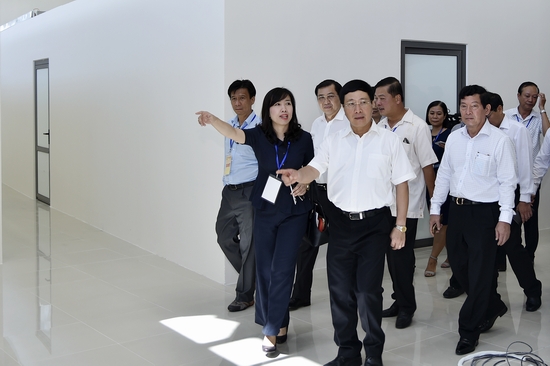 Phó Thủ tướng chỉ đạo kiểm tra sơ duyệt tại Trung tâm Báo chí