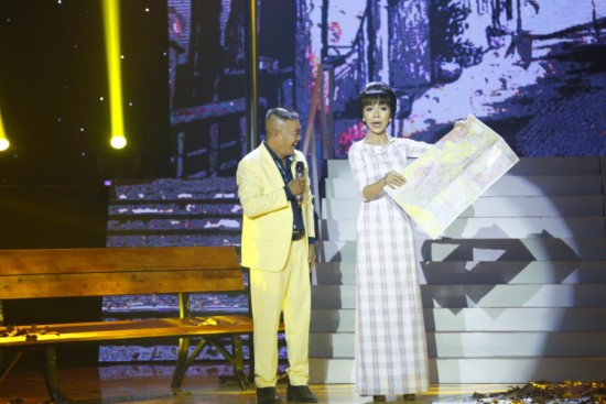 Trong tập này, Vũ Thanh tiếp tục vào vai 1 người có quá khứ sát gái.