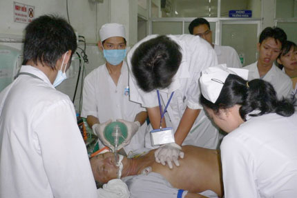 Shock phản vệ: Sự cố kinh hoàng ngoài năng lực dự đoán của bác sĩ