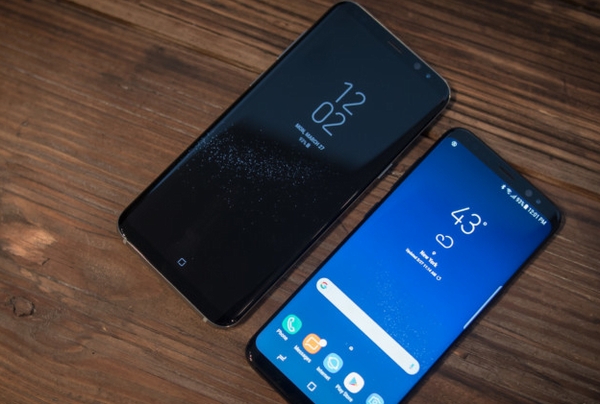 Người dùng Galaxy S8 bức xúc vì nhận thiếu tin nhắn