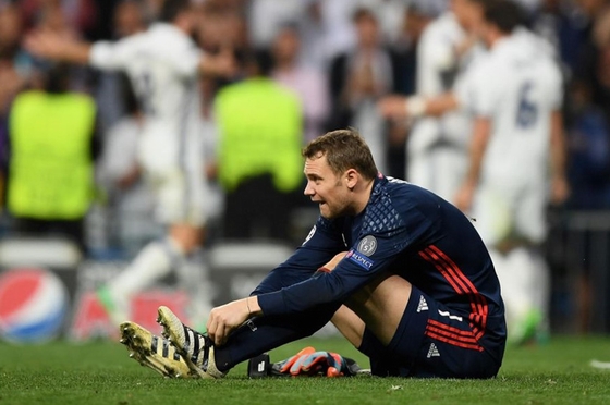 Thủ thành số 1 thế giới báo tin cực xấu cho Bayern Munich!
