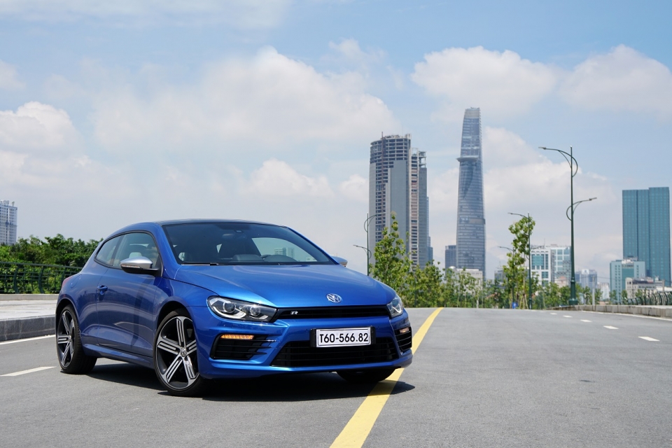 Mẫu hatchback thể thao Scirocco R