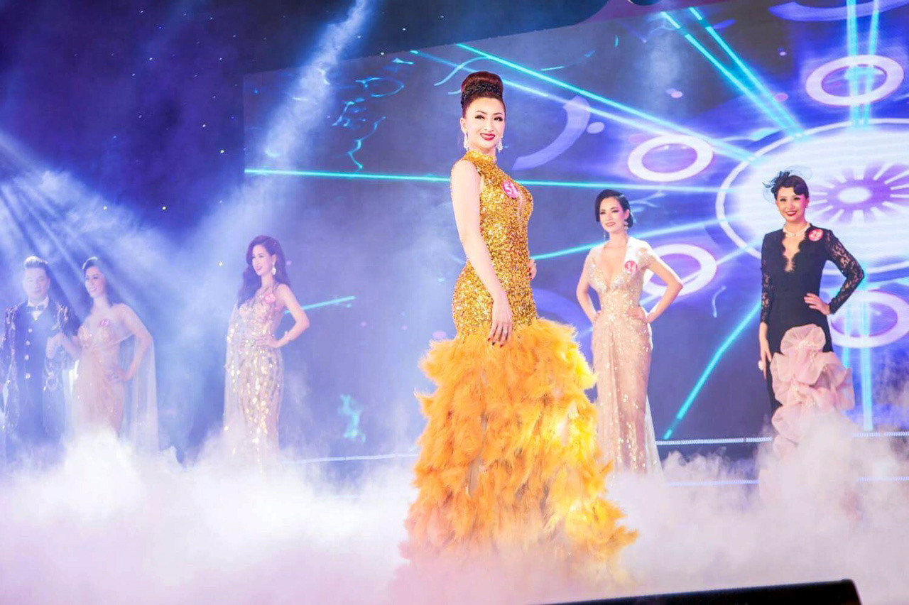 Đồng thời đây là cơ hội để chị tham gia các hoạt động thiện nguyện, nhất là giúp đỡ các hoàn cảnh cơ nhỡ, khó khăn trong cuộc sống