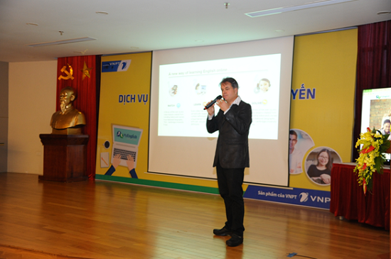 Ông Alan Schwart- Nhà sáng lập và điều hành EnglishCentral