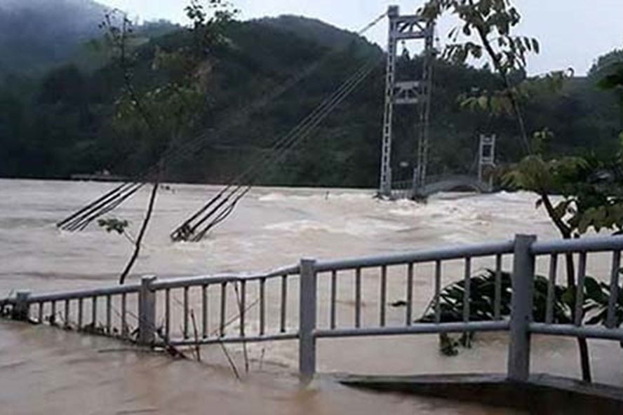 102 người thương vong vì mưa lũ lịch sử