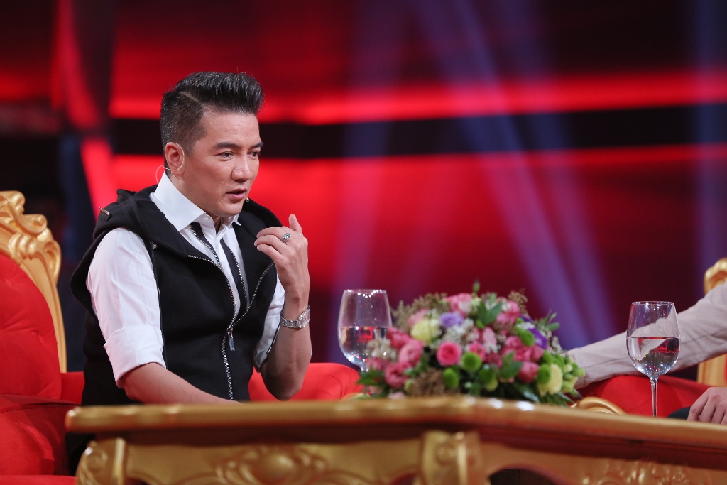Đàm Vĩnh Hưng: &quot;Tôi không còn gia đình hạnh phúc từ năm 10 tuổi&quot;