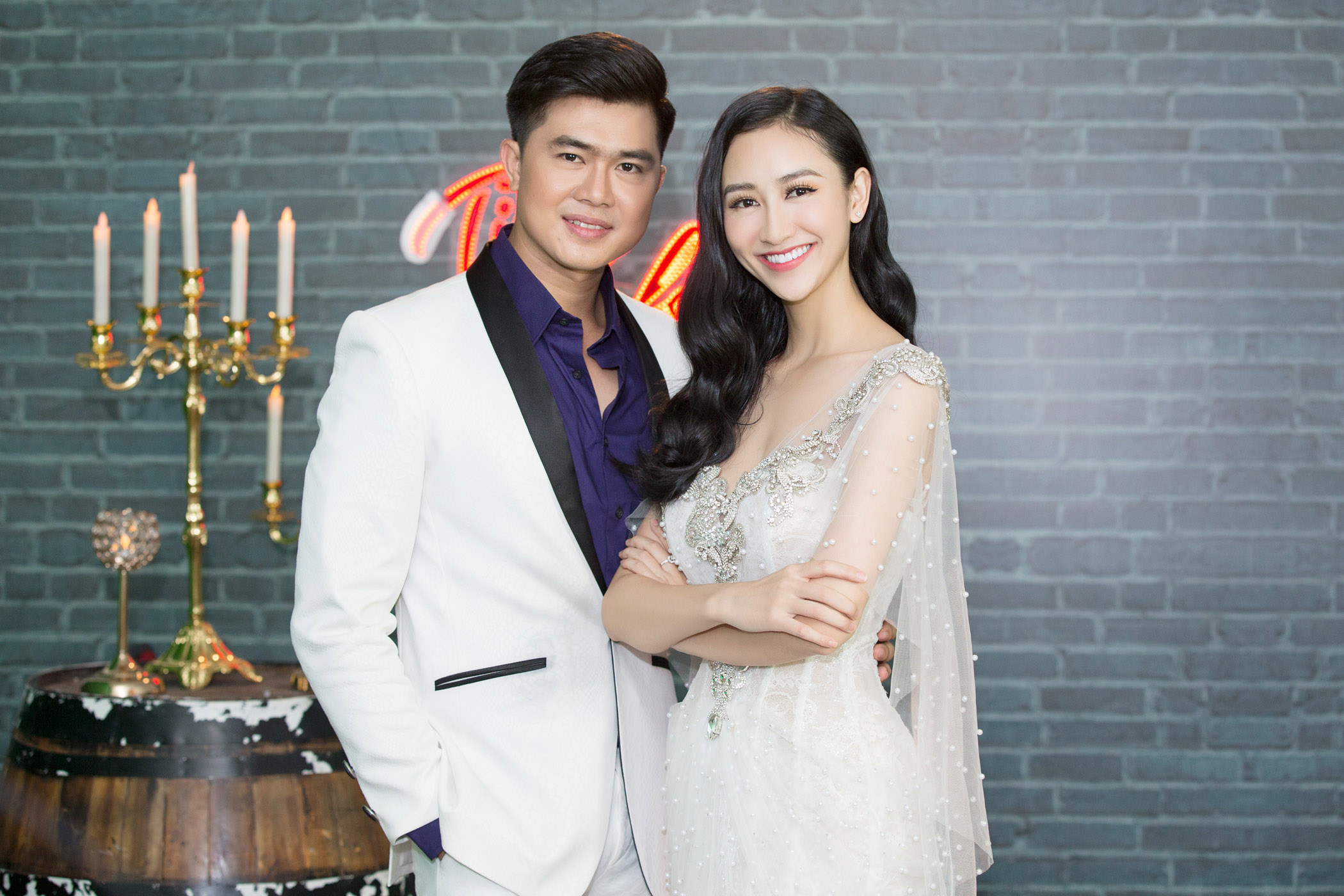 Á hậu Hà Thu khó khăn khi thể hiện tình tứ với bạn diễn