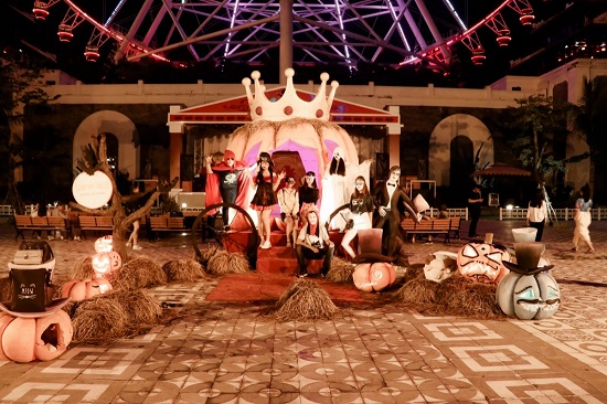 Đến Sun World Danang Wonders để gặp… ma cà rồng