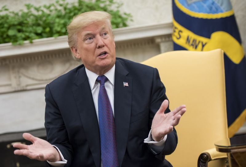 Nga sững sờ trước hành động &quot;lạ&quot; của Tổng thống Trump?