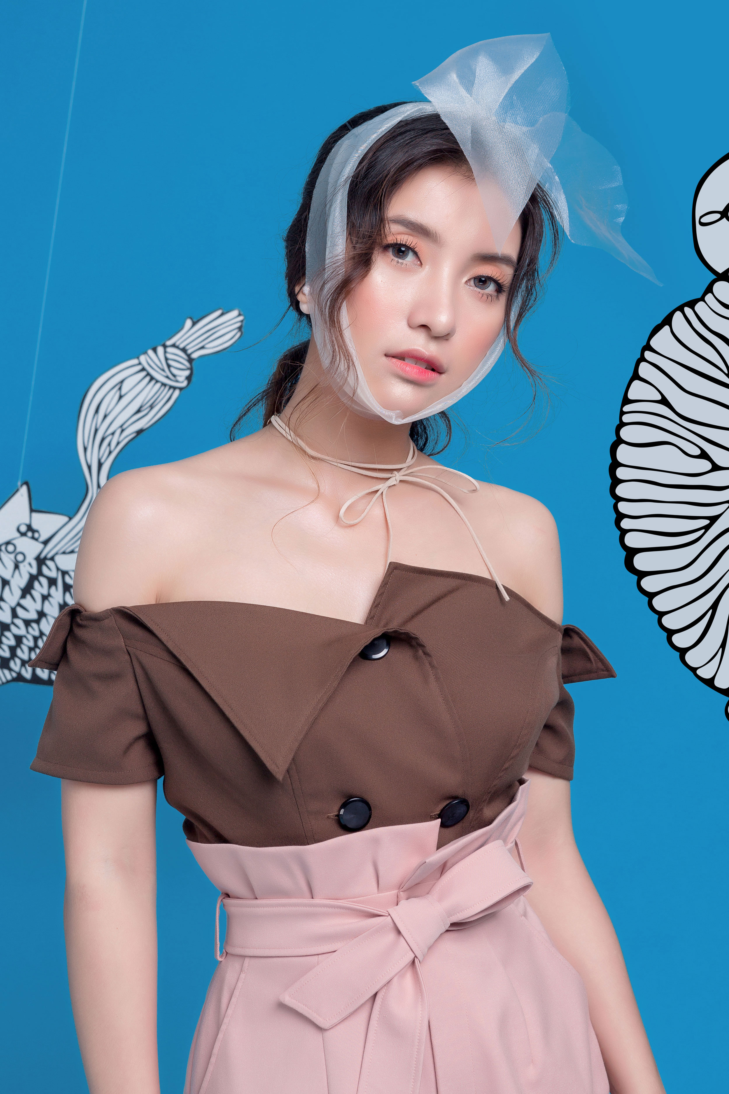 Được biết đến như 1 chiến binh đầy tiềm năng từ cuộc thi Cặp Đôi Hoàn Hảo – Trữ tình & Bolero, Tiêu Châu Như Quỳnh hiện đang thu hút sự quan tâm của đông đảo khán giả.