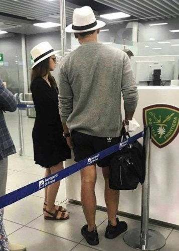 Từ khi mang bầu, Kim Tae Hee được chồng hết lòng cưng chiều. Bi Rain luôn về nhà đúng giờ, thường xuyên nấu ăn cho vợ. Ảnh: Allkpop