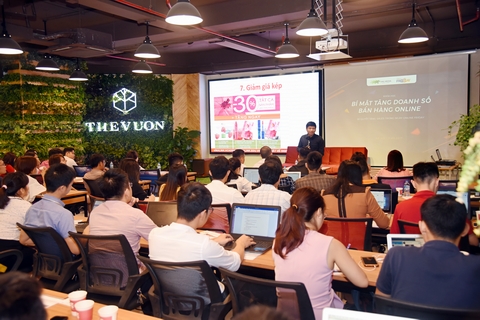 Khóa học “bí mật tăng doanh số bán hàng online dịp cuối năm” do Online Friday phối hợp cùng VAG Media đã thu hút được sự quan tâm của nhiều doanh nghiệp.