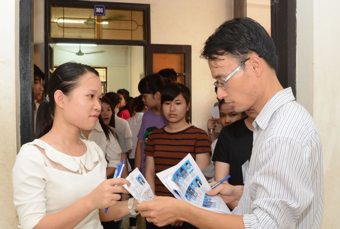 Thi THPT quốc gia 2017-2018: Không có đề mẫu khiến giáo viên hoang mang