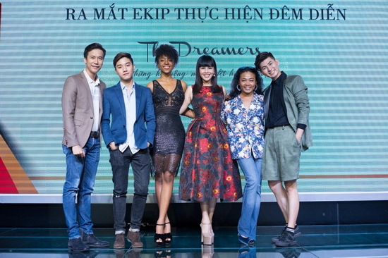 Ê kíp thực hiện chương trình