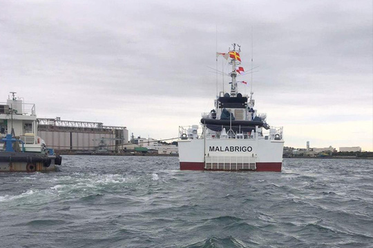 Tàu Việt Nam chìm ngoài khơi Philippines