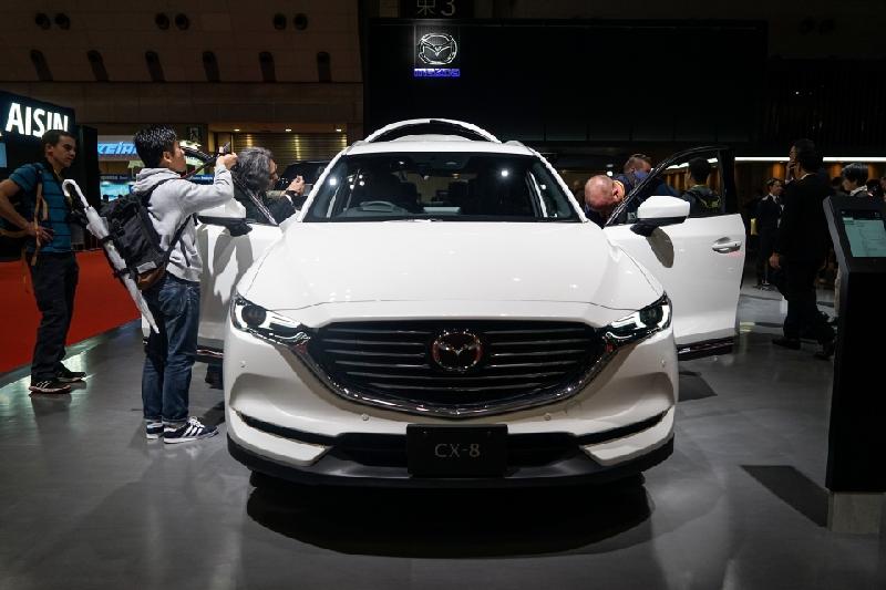 [Tokyo 2017] Tận mắt khám phá SUV 6 chỗ Mazda CX-8 hoàn toàn mới