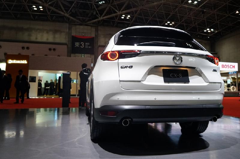 tokyo 2017 tan mat kham pha suv 6 cho mazda cx 8 hoan toan moi