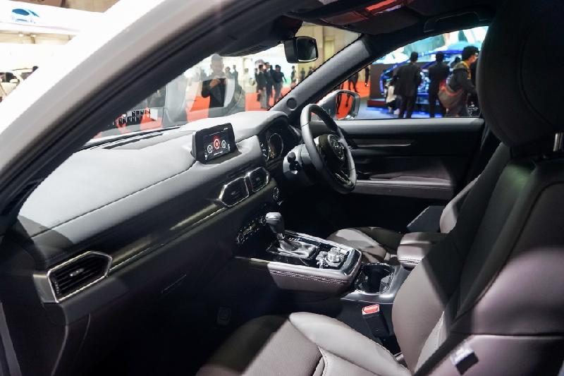 tokyo 2017 tan mat kham pha suv 6 cho mazda cx 8 hoan toan moi