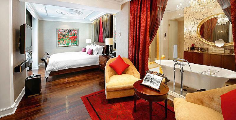 Grand Prestige Suite là