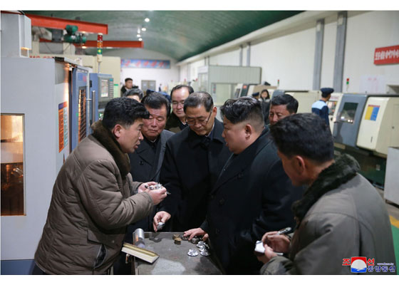 Kim Jong Un,ô tô,Triều Tiên