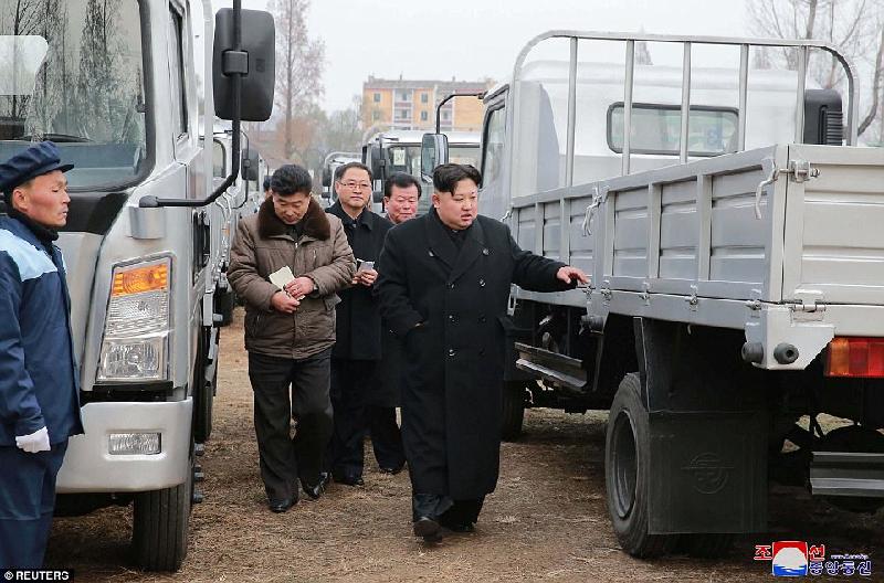 Kim Jong Un,ô tô,Triều Tiên