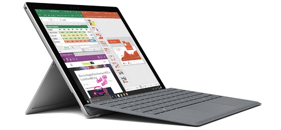 Model cơ bản của Surface Pro 2017 đi kèm bộ vi xử lý Intel Core i3, nhưng người dùng có thể chọn nâng cấp lên Core i5 hoặc i7 tùy nhu cầu. Thiết bị cũng hỗ trợ khe cắm thẻ nhớ, nhưng với ổ cứng SSD lên tới 1TB là đủ lớn cho nhu cầu lưu trữ ảnh độ phân giải cao thoải mái khi đi du lịch. 