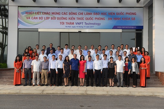 Đoàn cán bộ lớp Quốc phòng An ninh K68 HVQP tham quan và làm việc tại VNPT Technology