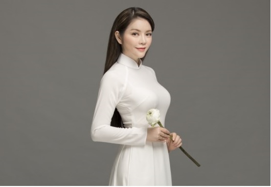 Lý Nhã Kỳ dịu dàng với áo dài trắng