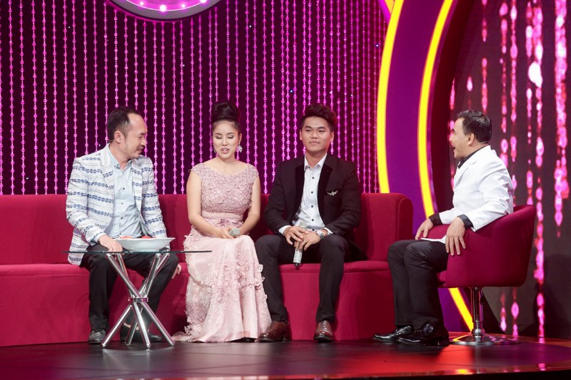 Đến với một người đàn ông nhỏ hơn mình 7 tuổi, Lê Phương đã từng lỡ một chuyến đồ và có một thiên thần với người chồng trước. Cô đã cố gắng thể hiện tình yêu của mình đối với Trung Kiên để gia đình anh có thể chấp nhận mình. 