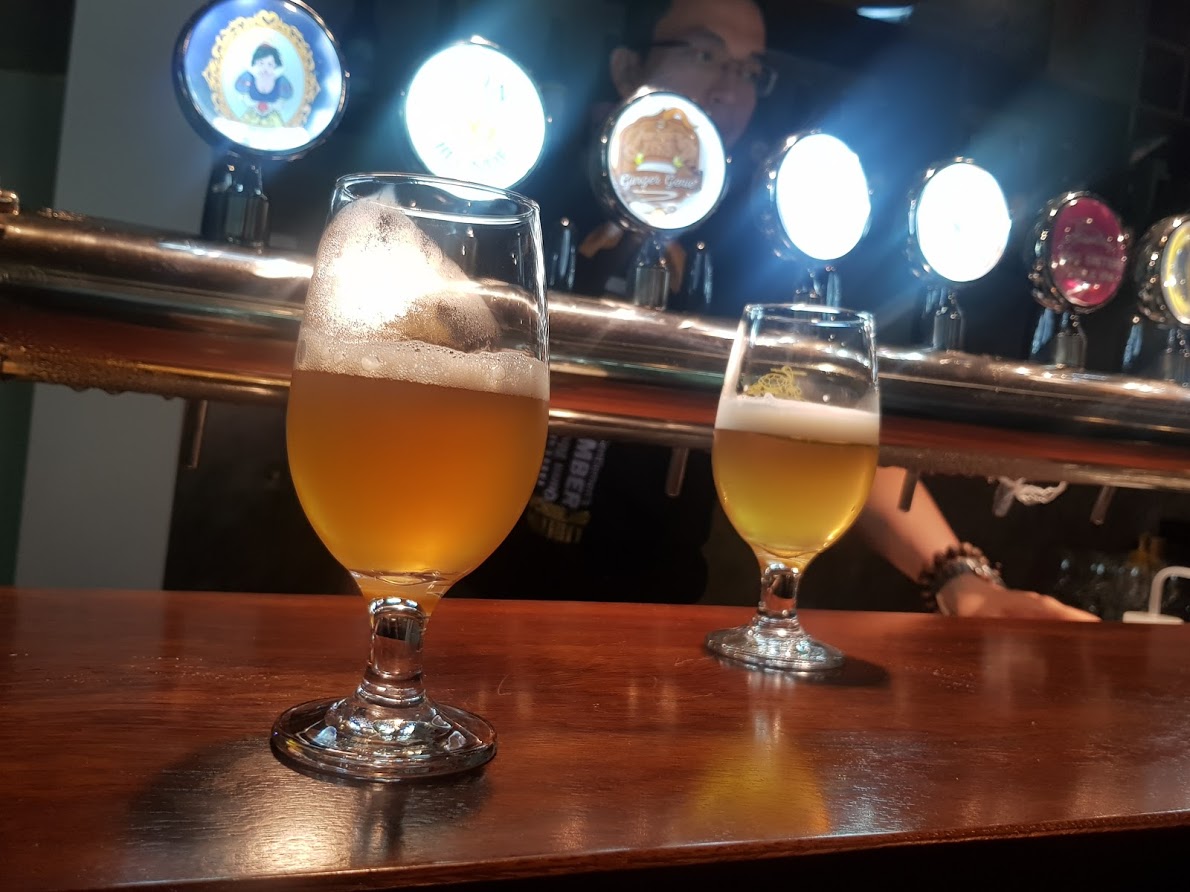 Yoshi Lemonade Ale, loại bia nhẹ, có một chút vị ngọt và chát. Rất hợp cho những ai yêu thích rượu vang