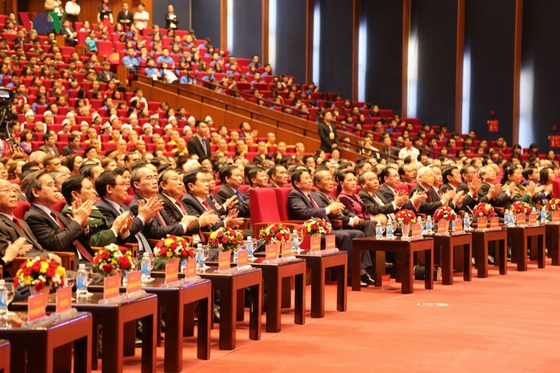 Lãnh đạo Đảng và Nhà nước dự Lễ mít tinh kỷ niệm Cách mạng Tháng Mười Nga
