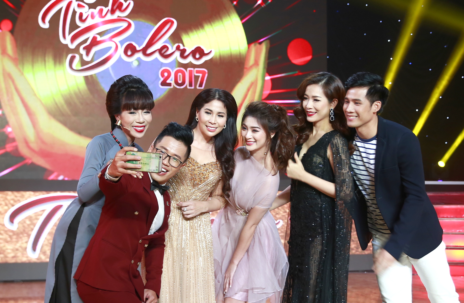 Các thí sinh tham gia chương trình