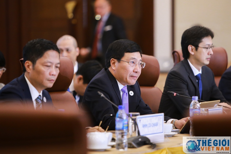 Chủ tịch Ủy ban Quốc gia APEC 2017, Phó Thủ tướng, Bộ trưởng Bộ Ngoại giao Phạm Bình Minh phát biểu khai mạc Hội nghị AMM. (Ảnh: TG&VN))