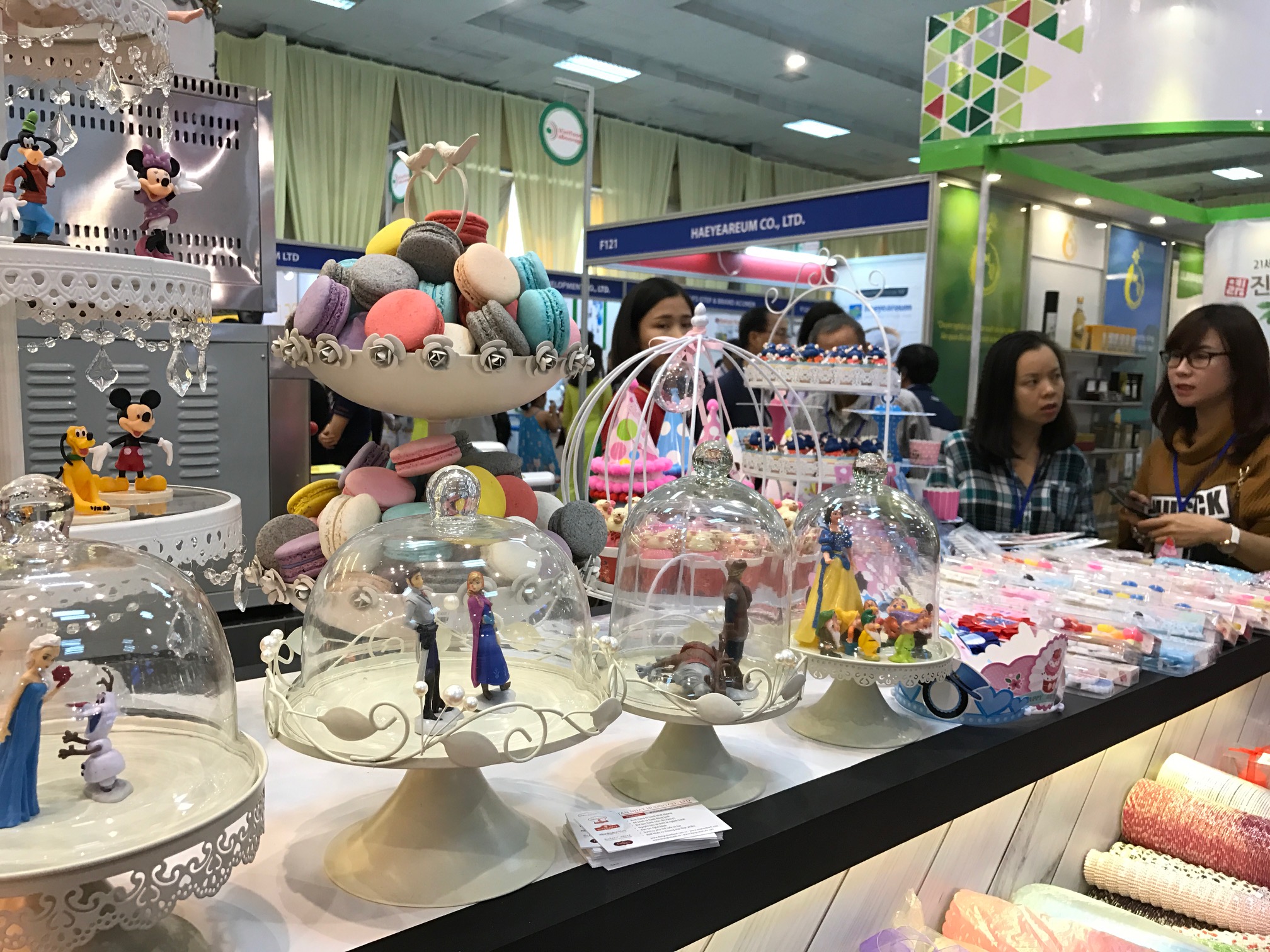Hội chợ quy tụ khá nhiều sản phẩm bắt mắt