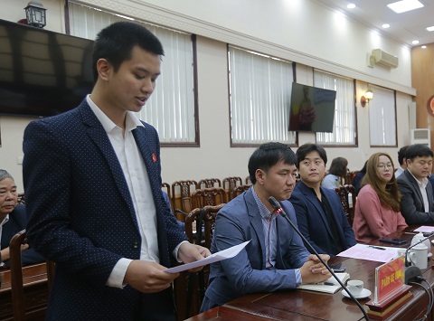 3.500 học sinh khó khăn của tỉnh Thái Nguyên nhận quà tặng phục vụ học tập