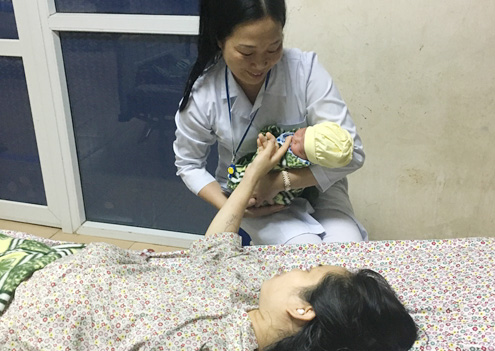 Kỳ tích bệnh viện huyện cứu sống mẹ con sản phụ với tử cung đã vỡ