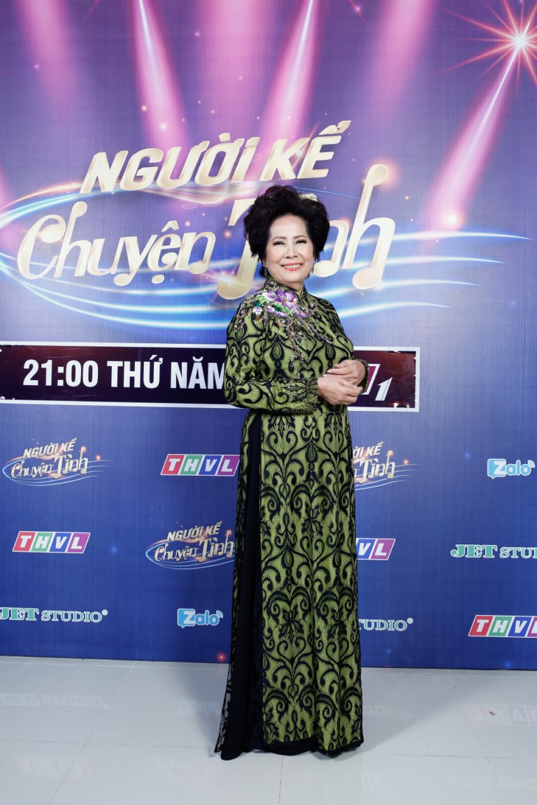 Danh ca Phương Dung là một trong những ca sĩ đầu tiên của Việt Nam thể hiện dòng nhạc bolero từ gần 60 năm trước rất thành công. Cũng chính bolero đã làm nên tên tuổi một Nhạn trắng Gò Công vang danh làng nhạc Việt. 