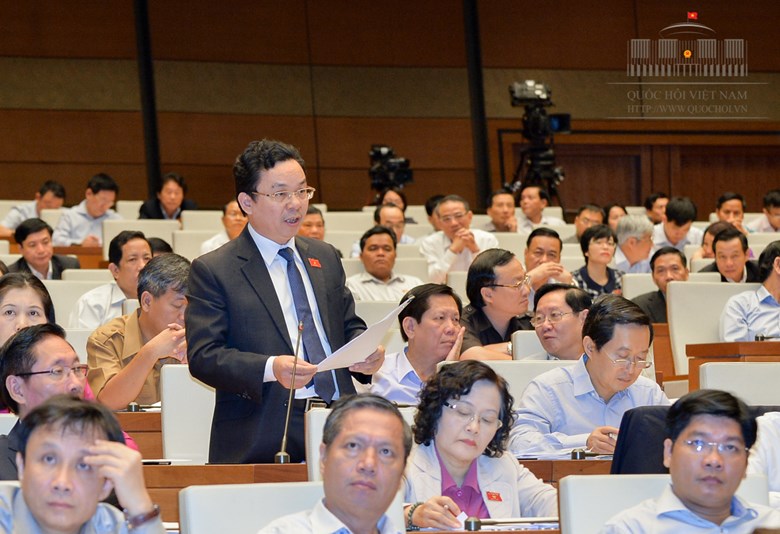Đại biểu Hoàng Văn Cường