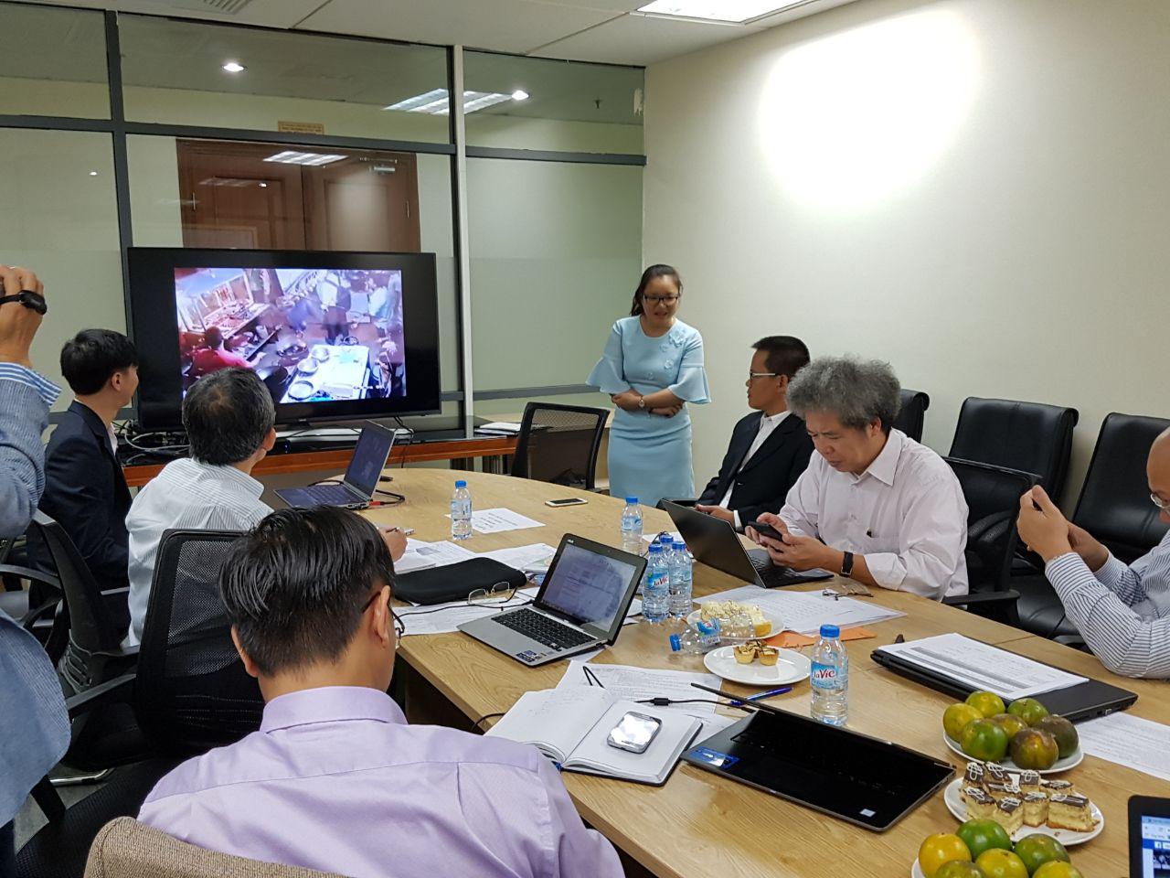 Nhóm tác giả GOnJOY 