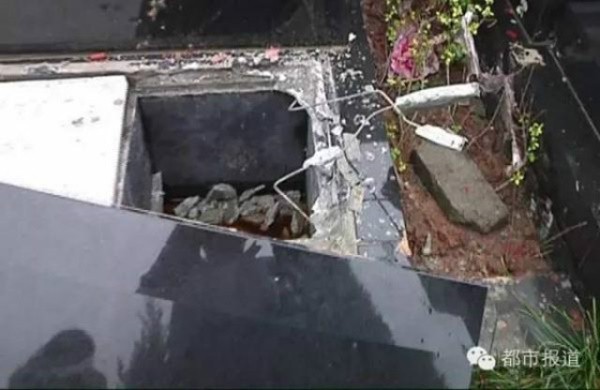 Đào mộ trộm tro cốt rồi đòi chuộc tiền tỷ