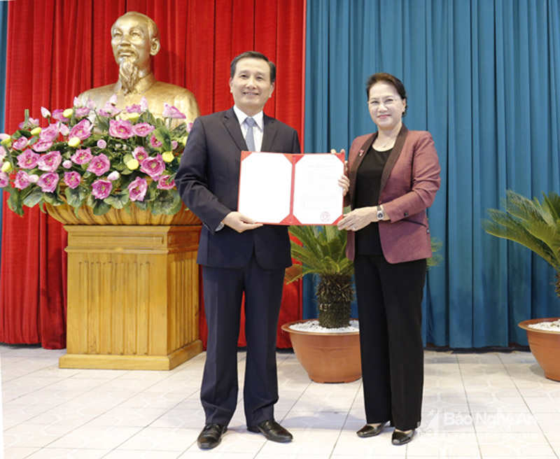 Điều động nhân sự