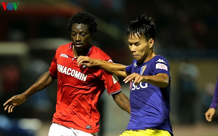 Hà Nội FC tuột cúp vô địch cay đắng trên sân Cẩm Phả