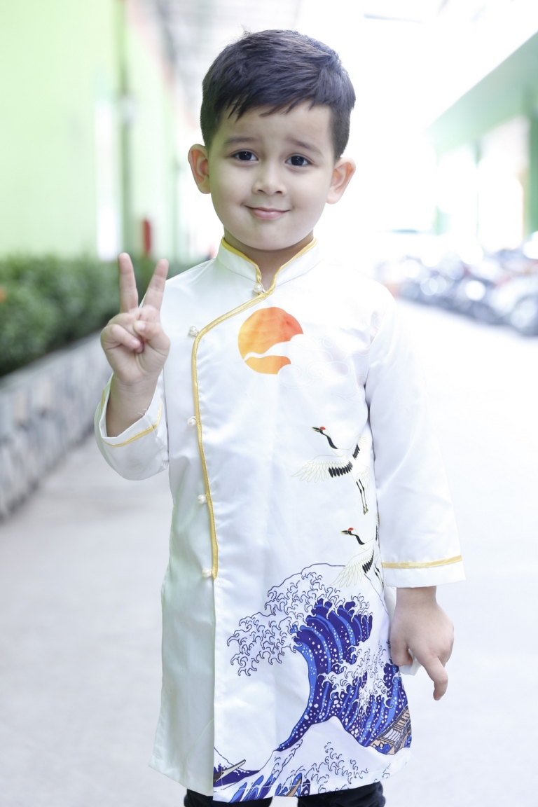 Bé Việt Anh
