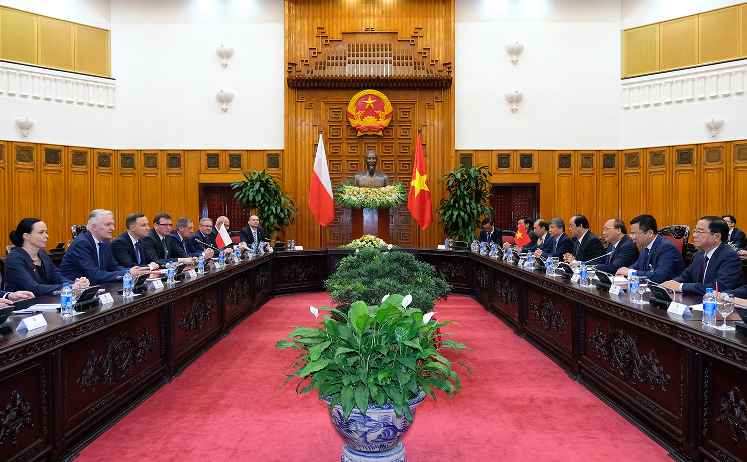Tại cuộc hội kiến