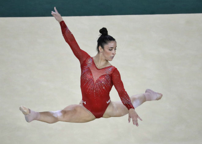 Aly Raisman không muốn các cô gái khác cũng bị lạm dụng cay đắng như mình