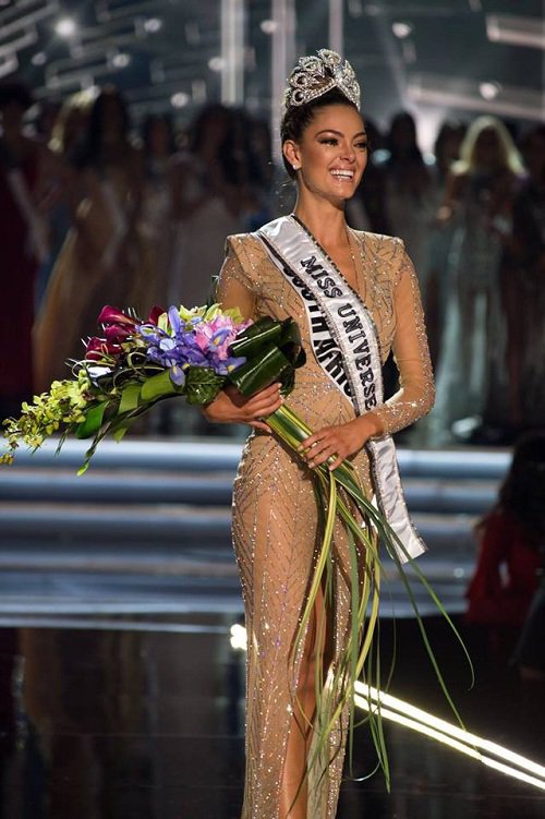 Demi-Leigh Nel-Peters đăng quang Hoa Hậu Hoàn Vũ 2017 sáng nay.